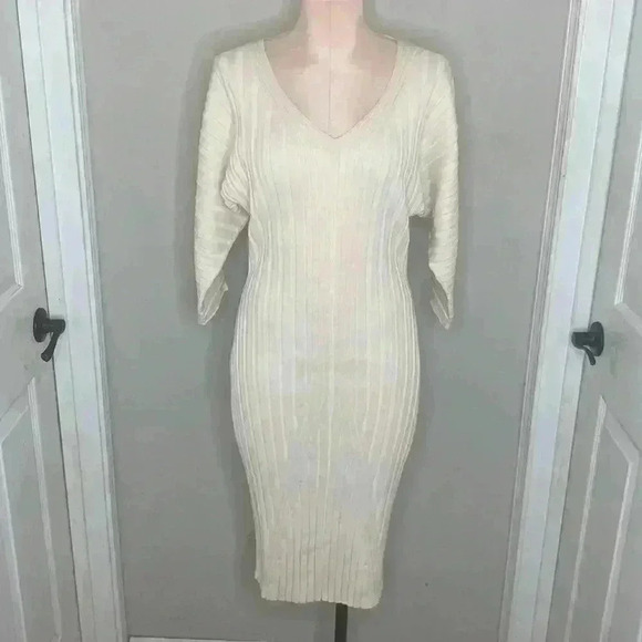 Maeve by Anthropologie lvory CreamRibbed Stretchy Bodycon Sweater Dress Size Sm - Picture 3 of 8
